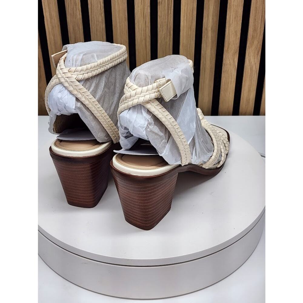NEW - Giani Bernini Renaee Women’s White Linen Block Heel Sandals - Size 9.5 - Picture 2 of 5
